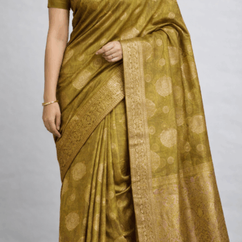 Trendy Lightweight Saree – Chic & Effortlessly Elegant