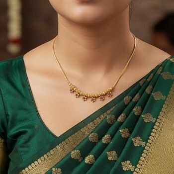 Simple Elegant Necklace Set